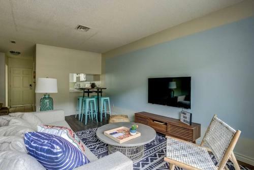 Wanderjaunt - Sebastian - 2br - Point Loma