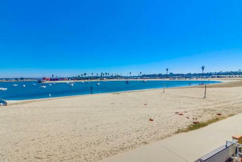 Waterfront, Exclusive View Patio, Top Level, AC