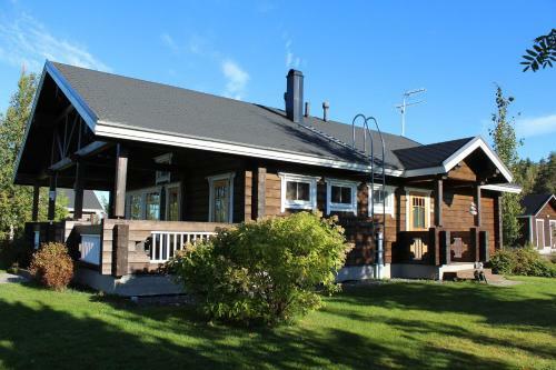 Lodge Marjakartano Hussola