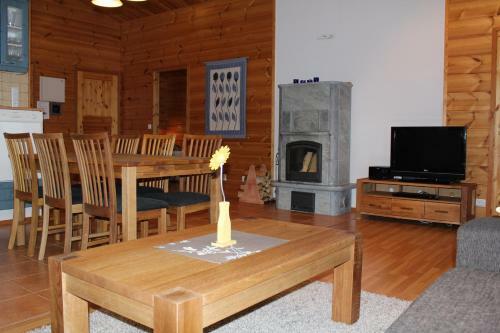 Lodge Marjakartano Hussola