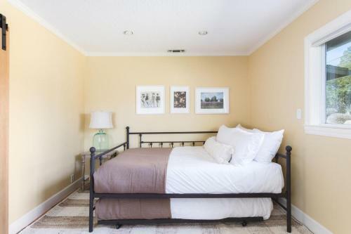 Mockingjay - Peaceful Ranch Home W Sauna, Spa & Pool