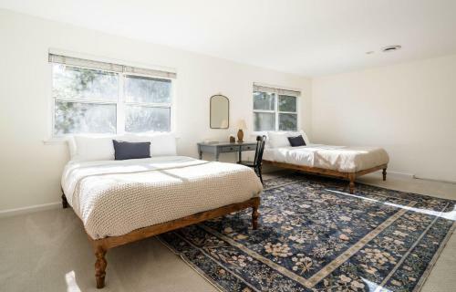 Clementine - Bright Modern Retreat W Pool & Large Patio