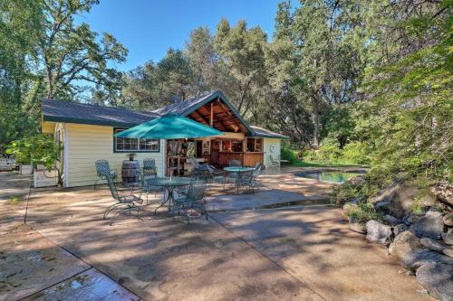 Sonora Home On 10 Resort Acres With Shared Pool!