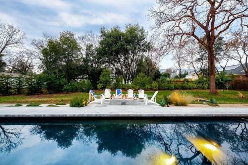 Marquee - Modern Stylish Estate W Pool & Entertainers Courtyard