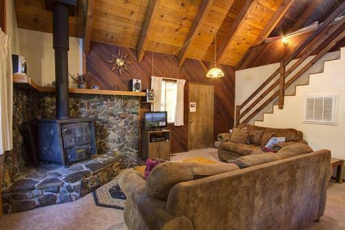 Dcs Cozy Cabin By Lake Tahoe Accommodations