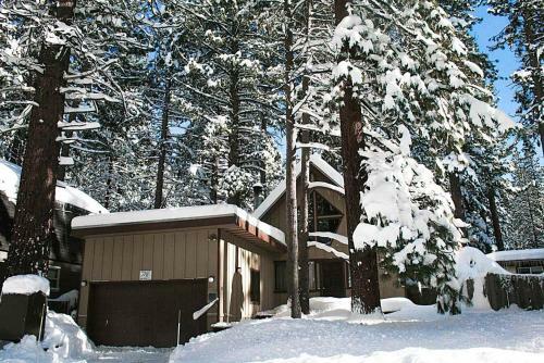 Dcs Cozy Cabin By Lake Tahoe Accommodations