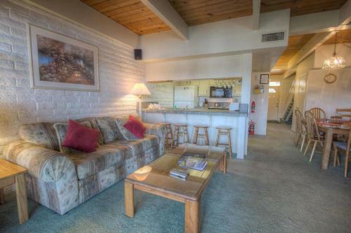 Walk On Water By Lake Tahoe Accommodations