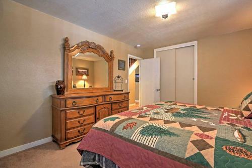 South Lake Tahoe Home With Spacious Backyard!