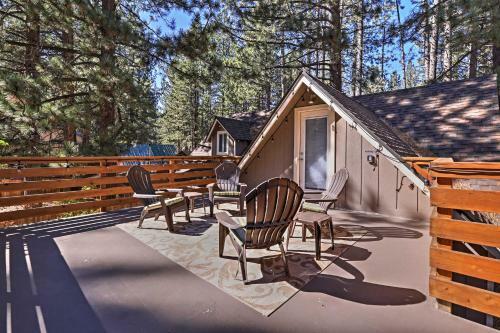 South Lake Tahoe Home With Spacious Backyard!