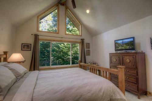Knotty Pine Retreat By Lake Tahoe Accommodations