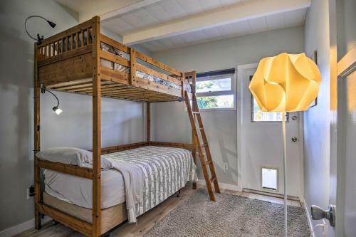 Remodeled Ventura Beach Home With Yard And Fire Pit!