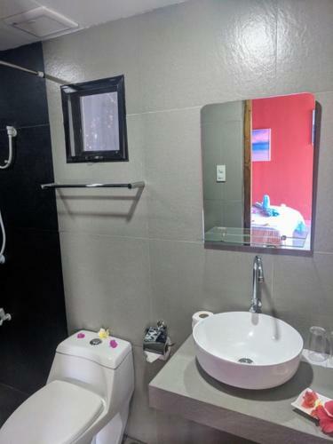 Hotel Thresher Cove Resort