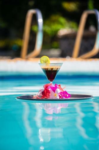 Hotel Thresher Cove Resort
