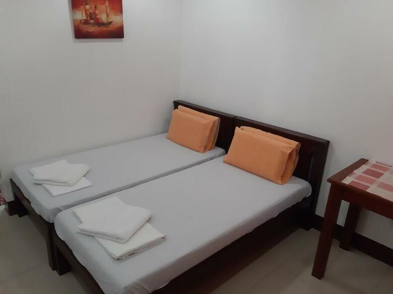 Hotel Slam's Garden Resort