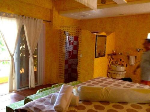 Hotel Kokays Maldito Dive Resort