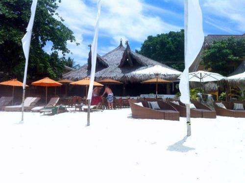 Hotel Kokays Maldito Dive Resort