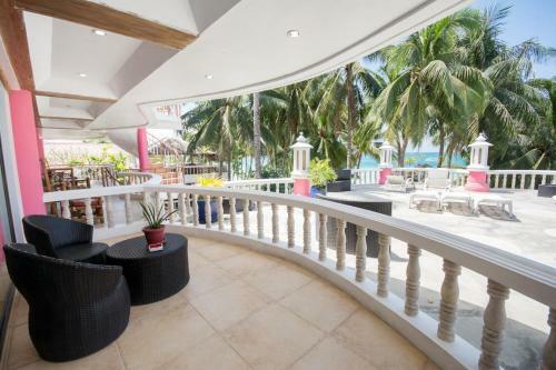 Hotel Nigi Nigi Too Beach Resort