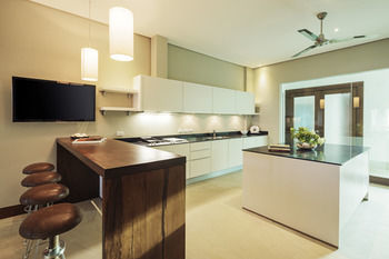 Under The Stars Luxury Apartment