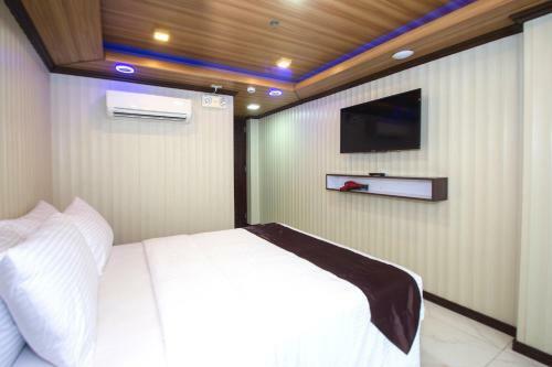 Hotel Diamond Water Edge Resort