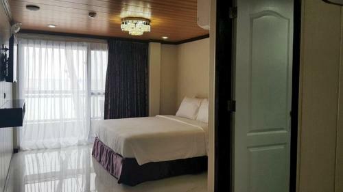 Hotel Diamond Water Edge Resort