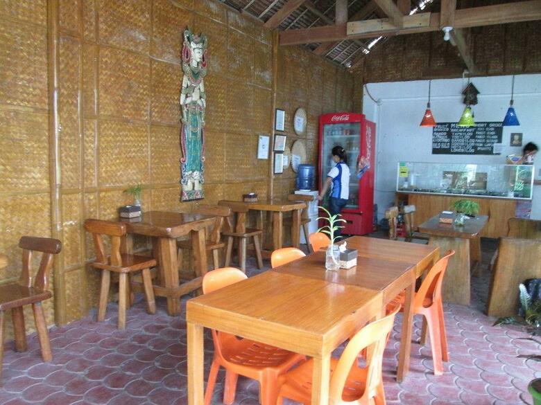 Hotel Reddoorz Plus @ Secret Garden Boracay
