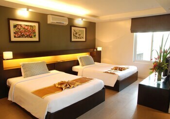 Hotel Fairways And Bluewater Newcoast Boracay