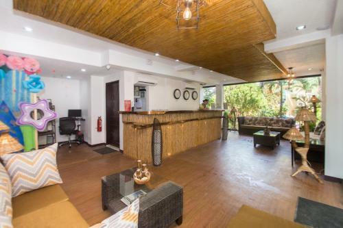 Hotel Bamboo Beach Resort & Restaurant