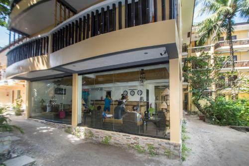Hotel Bamboo Beach Resort & Restaurant