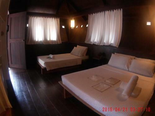 Hostal Boracay Pito Huts