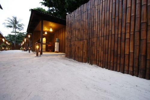 Hostal Boracay Pito Huts