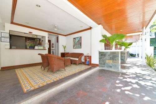 Hostal Hey Jude Resort Hotel
