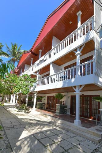 Hostal Hey Jude Resort Hotel