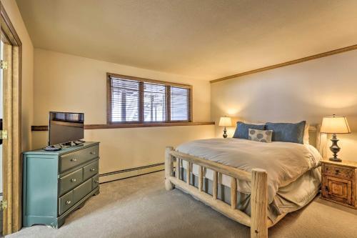 Upscale House On Eaglevail Golf Course With Hot Tub!