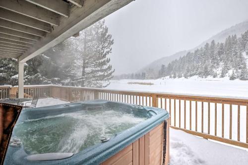 Upscale House On Eaglevail Golf Course With Hot Tub!