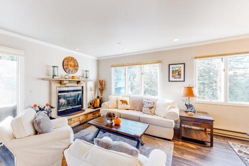 Townsend Place - Beaver Creek Retreat