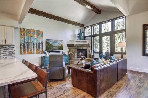 Great Escape Townhouse