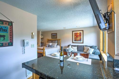 Apartamento Breck Ski-in And Out Studio Steps To Quicksilver Lift!