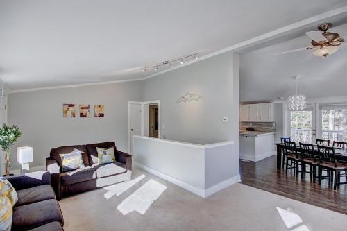 Ski Hill Chalet Home