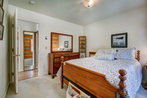 Daniels Mountain View Log Cabin Home