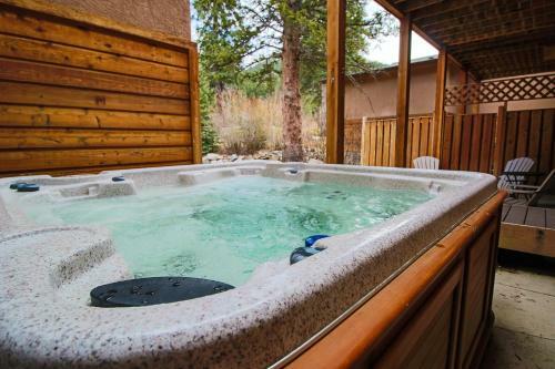 Viking Vista Retreat