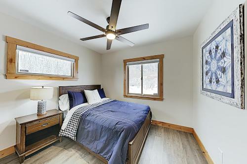 New Listing! Blue River Gem With Mountain-view Deck Home
