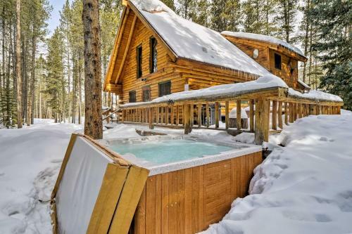 Quintessential Breckenridge Cabin With Hot Tub!