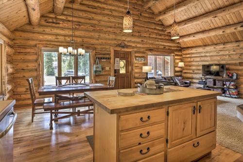 Cozy Peak-a-blue Cabin With Deck, 8 Mi From Gondola