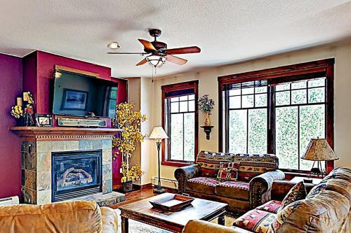 Main Street Station IV