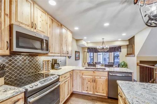 Village Point 109 Townhouse
