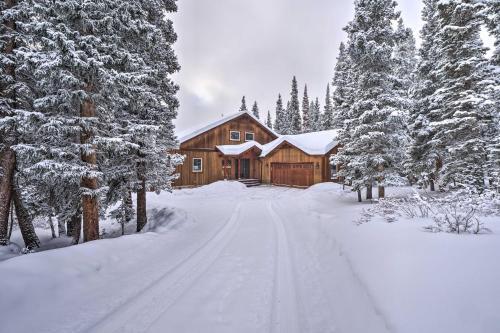 Pristine Breckenridge Home With Hot Tub And Views