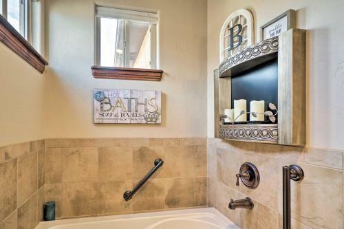 Idyllic Colorado Springs Escape With Pikes Peak Views