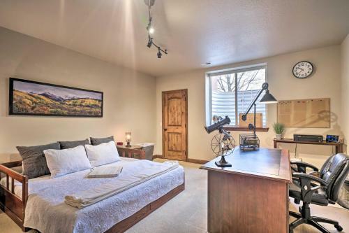Idyllic Colorado Springs Escape With Pikes Peak Views