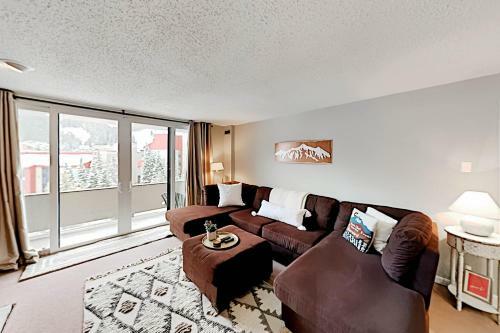 Apartamento Snowbridge Square - Mountain Views - Near Slopes Condo