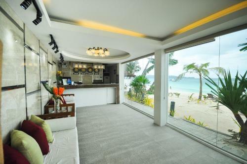 Hotel Boracay Ocean Club Beach Resort